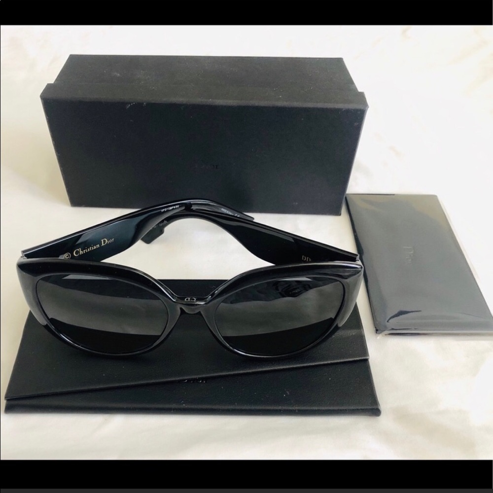 NEW AUTHENTIC CHRISTIAN DIOR DDIORF SUNGLASSSES